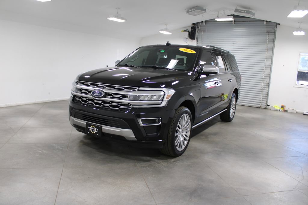 Used 2023 Ford Expedition Max Platinum image 4