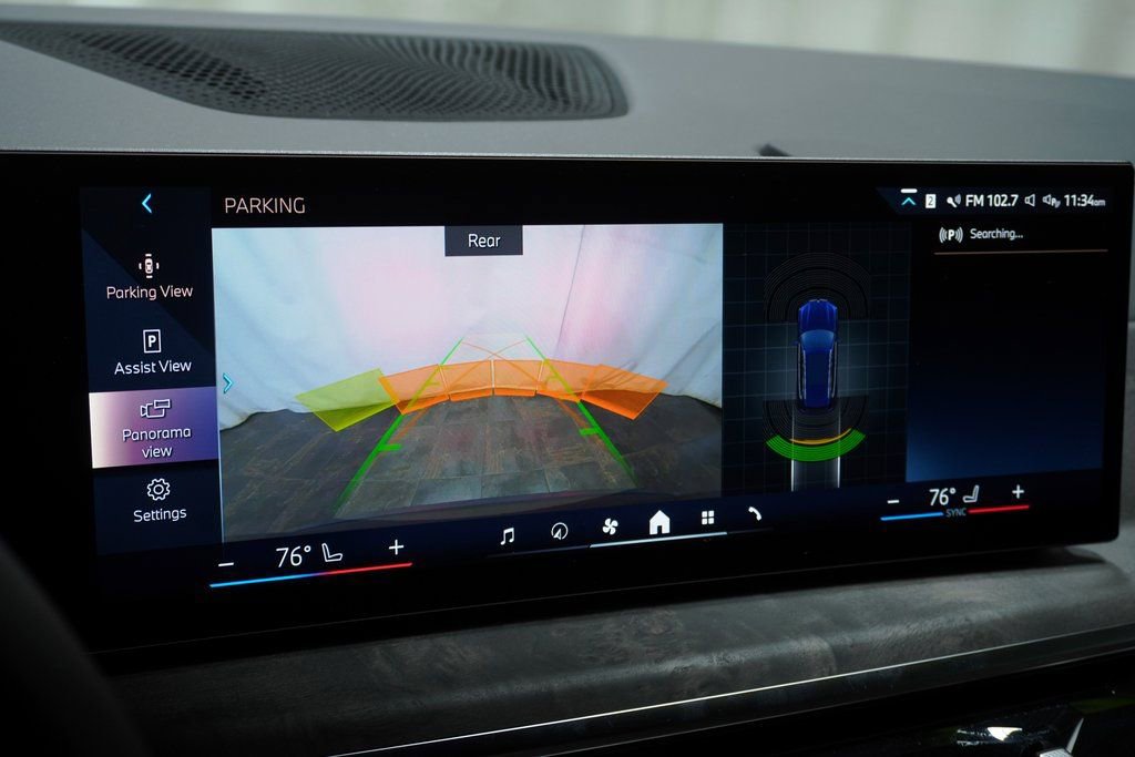 Used 2026 BMW X5 xDrive40i w/ Executive Package image 24