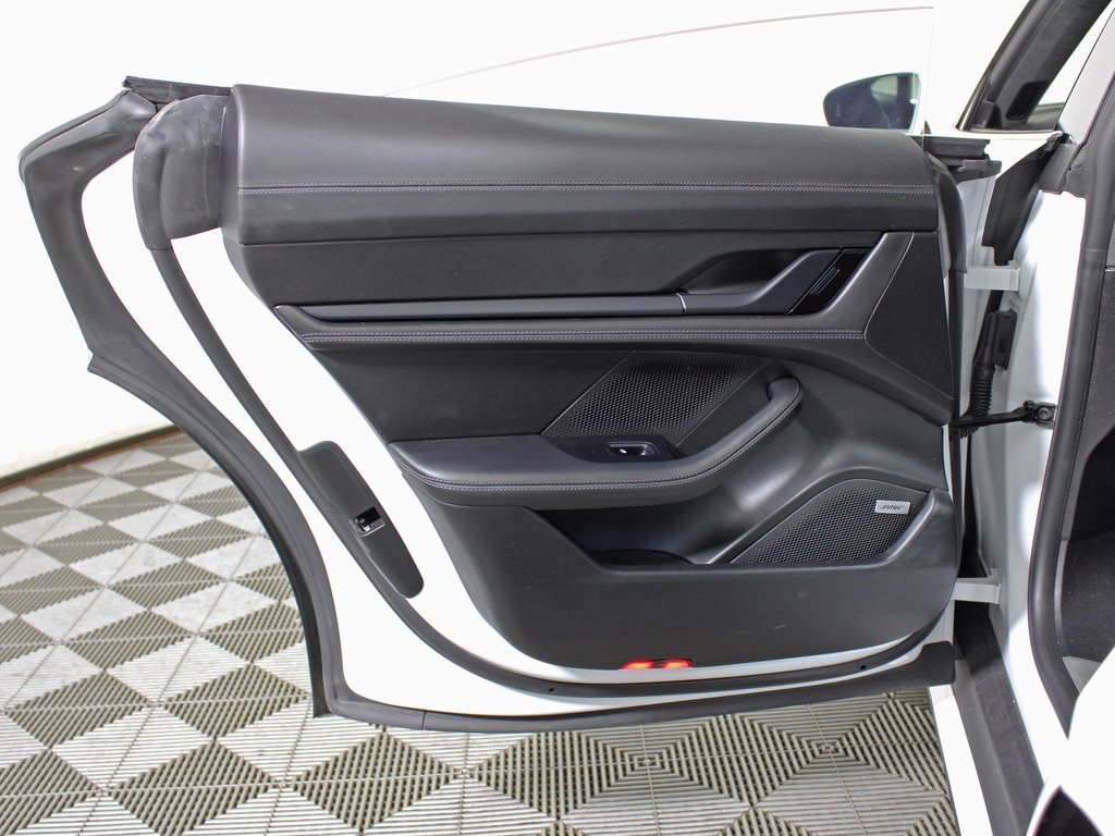 Used 2020 Porsche Taycan Turbo image 37