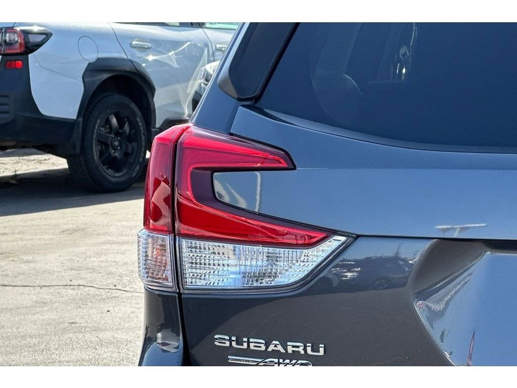 Used 2024 Subaru Forester Limited image 13