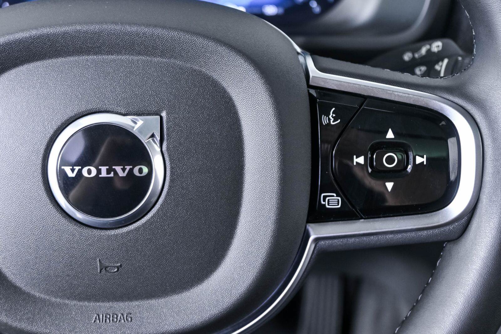 Used 2025 Volvo XC90 B6 Core w/ Climate Package AWD/4WD image 10