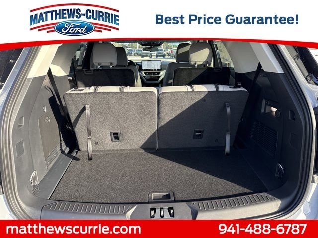 New 2026 Ford Explorer Active image 14