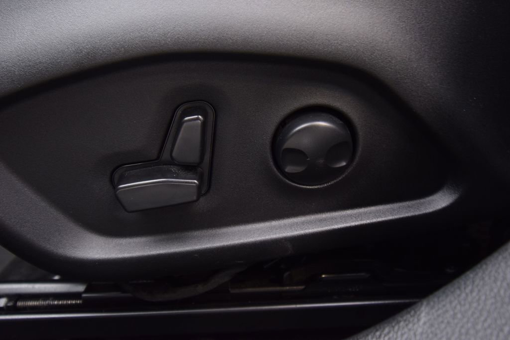 Certified 2023 Jeep Compass Latitude w/ Convenience Group image 26