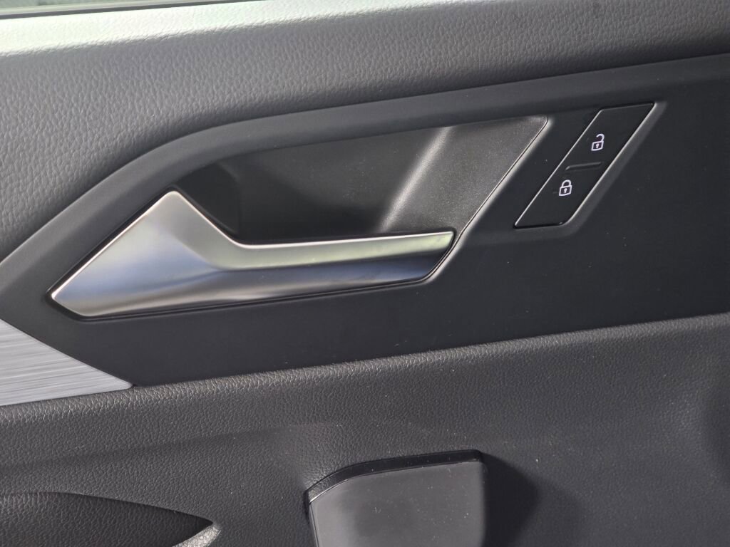 New 2025 Volkswagen Jetta S image 32