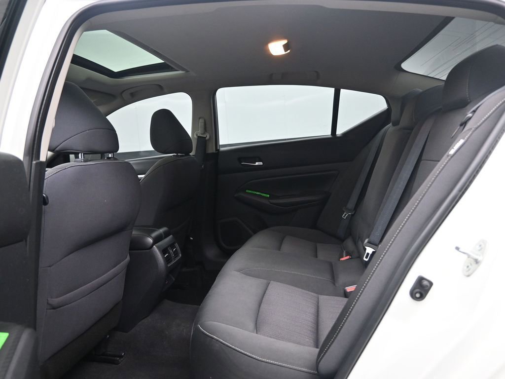 Used 2019 Nissan Altima 2.5 SV image 29