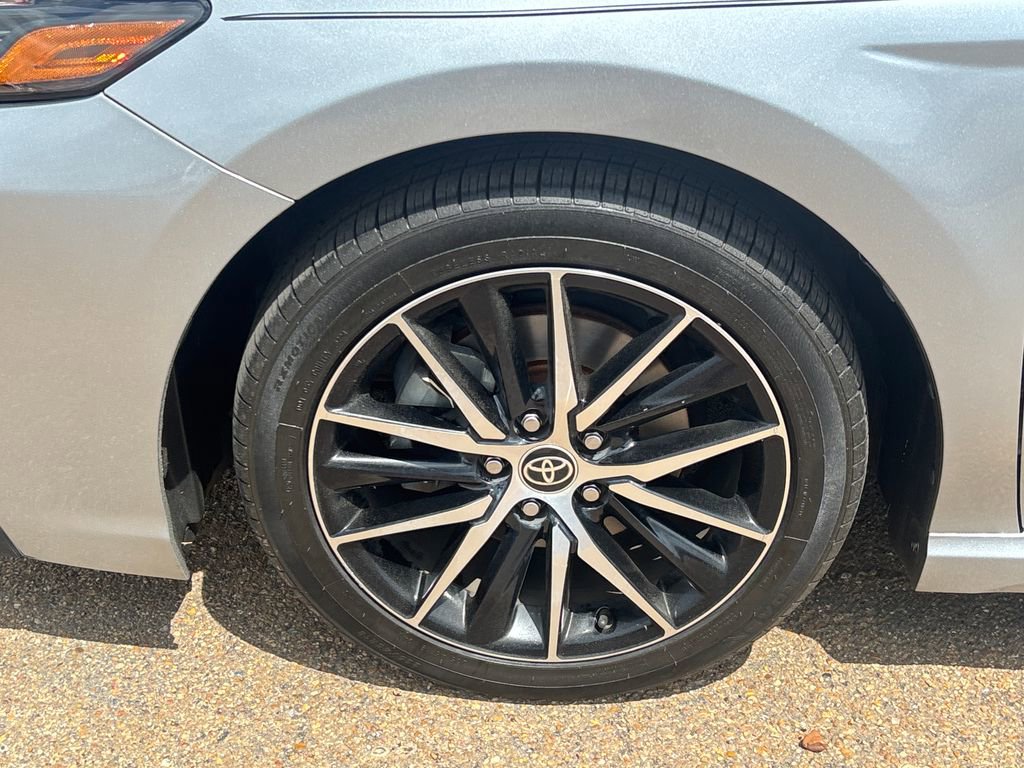 Used 2023 Toyota Camry SE image 24