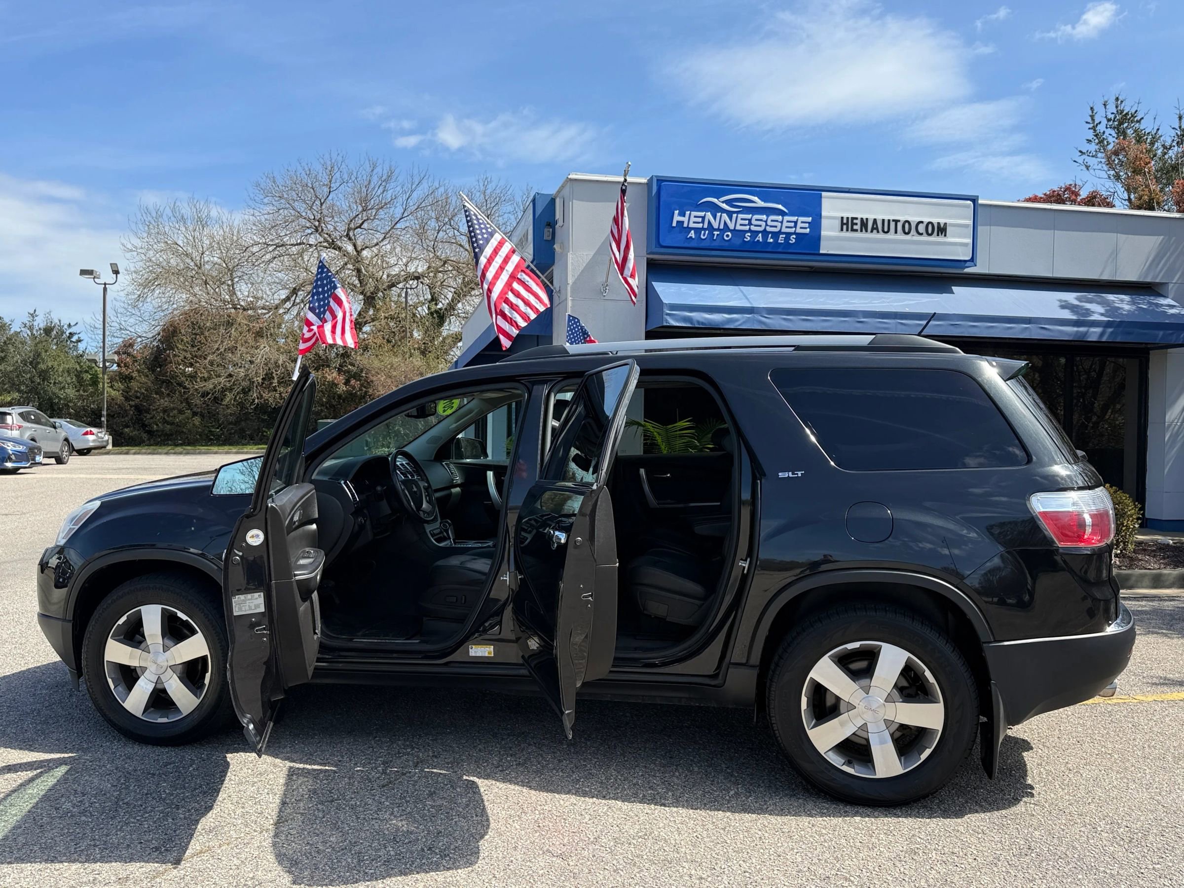 Used 2011 GMC Acadia SLT image 23