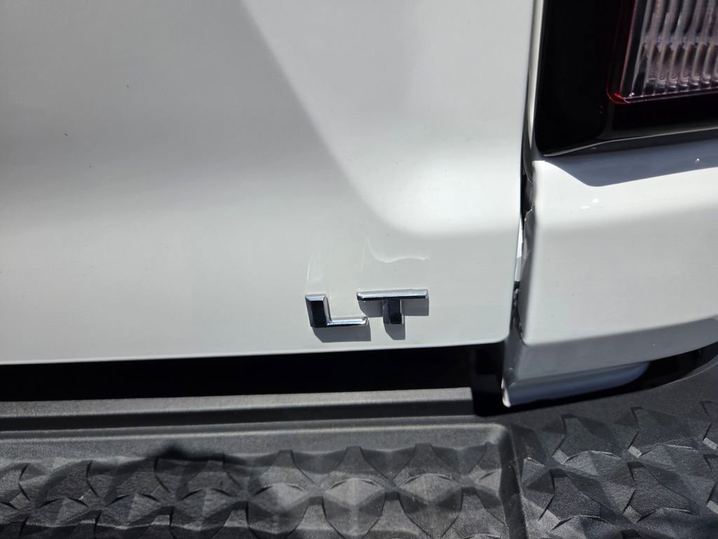 Certified 2024 Chevrolet Colorado LT w/ LT Convenience Package image 11