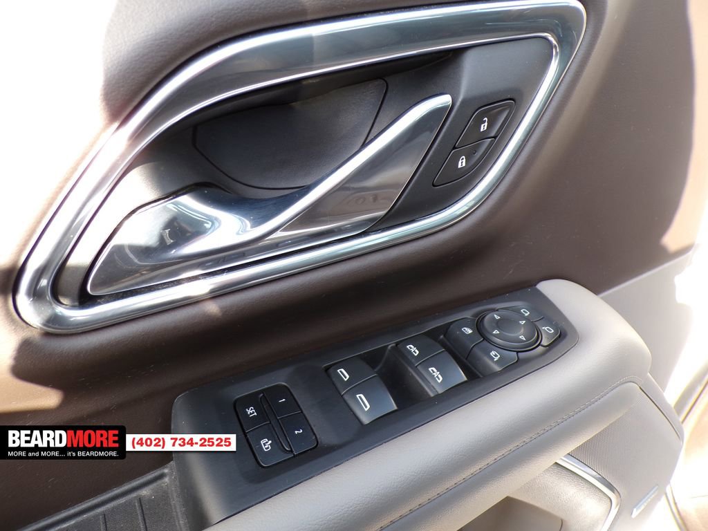 Used 2021 Chevrolet Suburban Z71 w/ Z71 Signature Package image 22