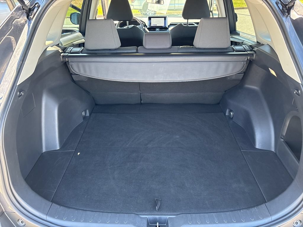 Used 2025 Toyota RAV4 XLE AWD/4WD image 27