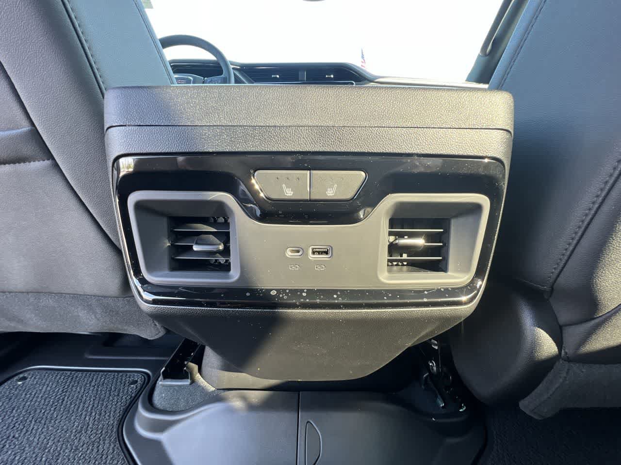 Used 2023 GMC Sierra 1500 AT4 w/ AT4 Premium Package AWD/4WD image 21