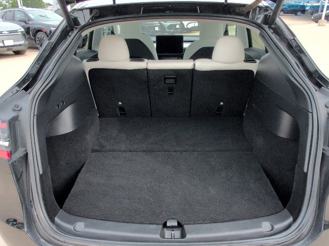 Used 2021 Tesla Model Y Long Range AWD/4WD image 9