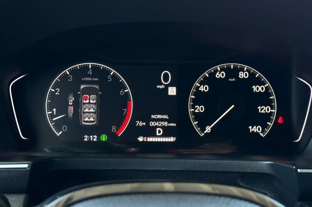 Certified 2025 Honda Pilot Sport image 31
