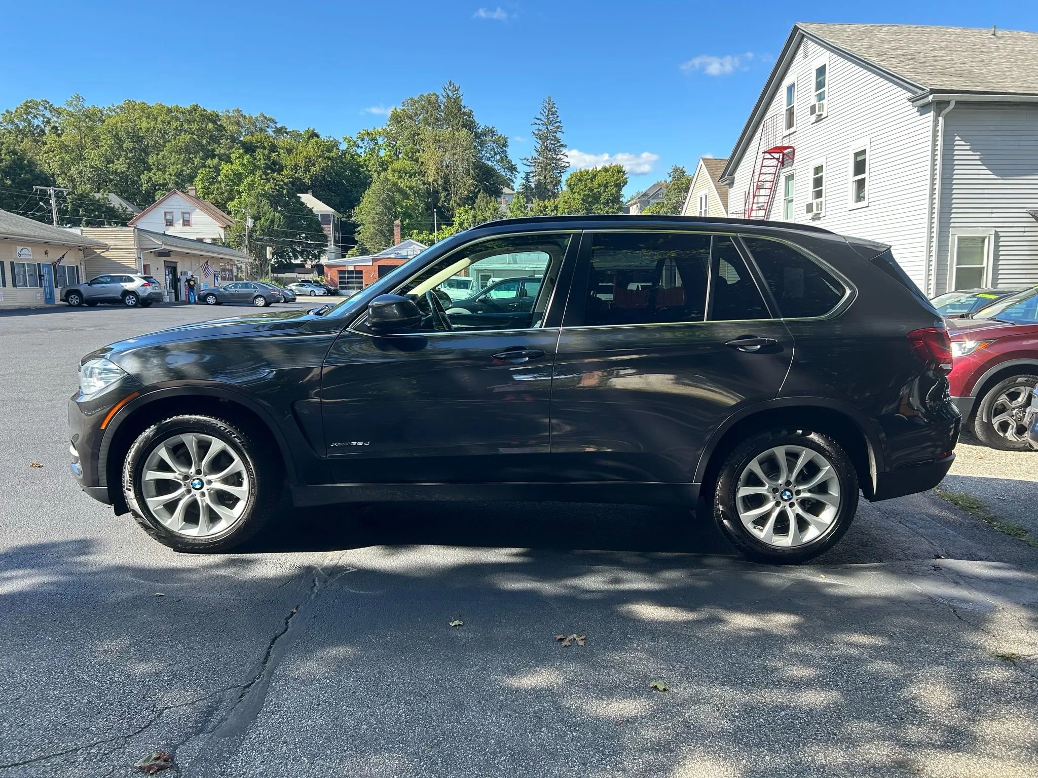 Used 2016 BMW X5 xDrive35d image 4