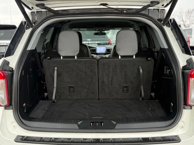 Used 2023 Ford Explorer XLT w/ Equipment Group 202A image 23
