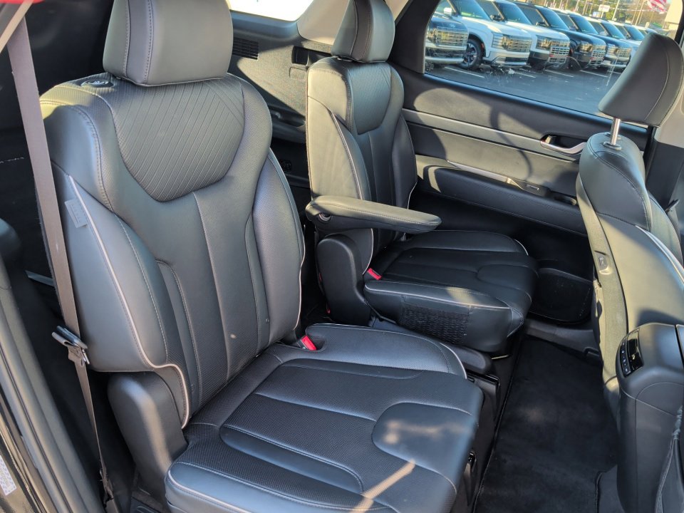 Certified 2023 Hyundai Palisade XRT w/ Cargo Package image 33