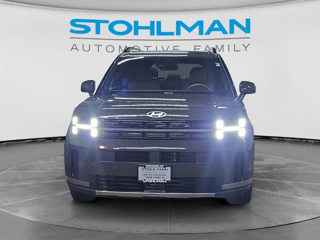 Used 2024 Hyundai Santa Fe Limited AWD/4WD image 2