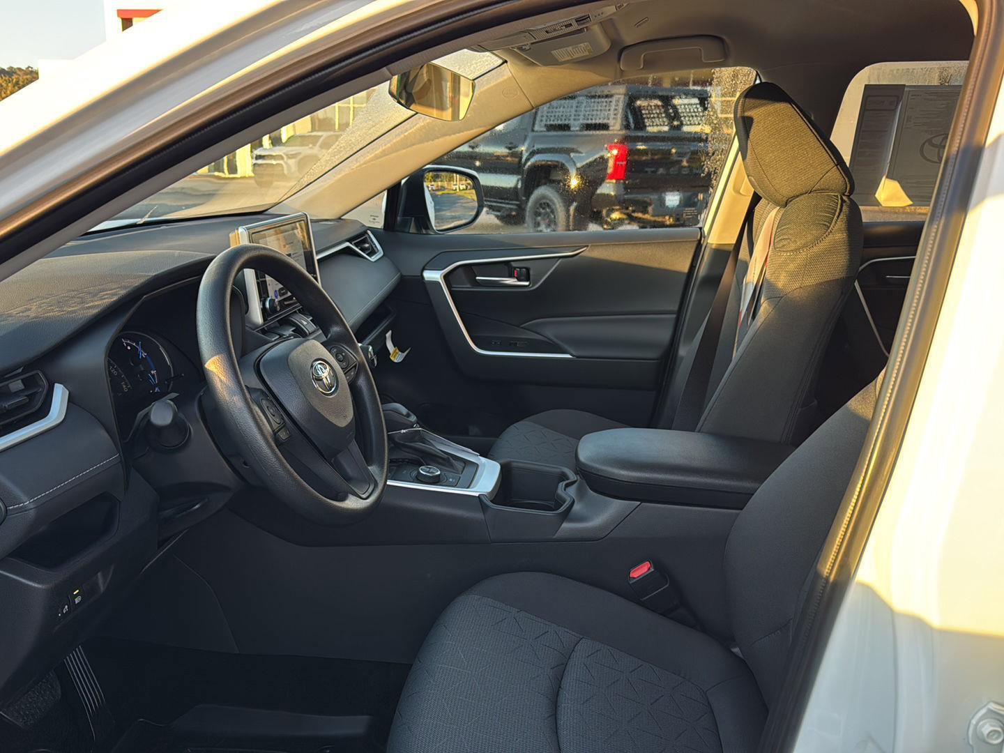 New 2025 Toyota RAV4 XLE image 8