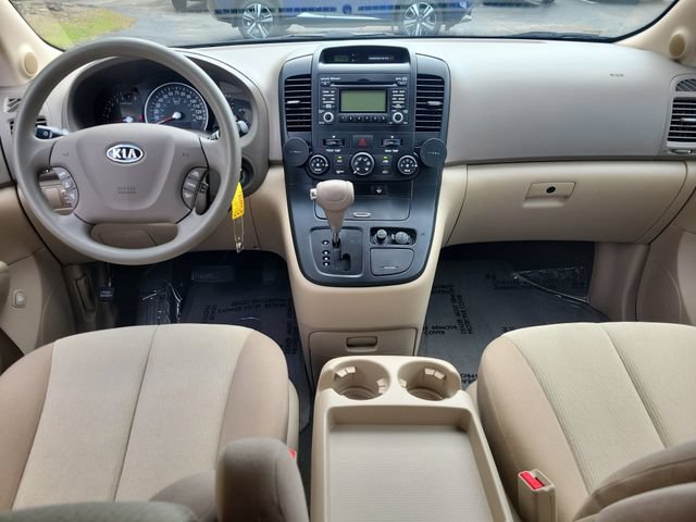 Used 2012 Kia Sedona LX FWD image 11