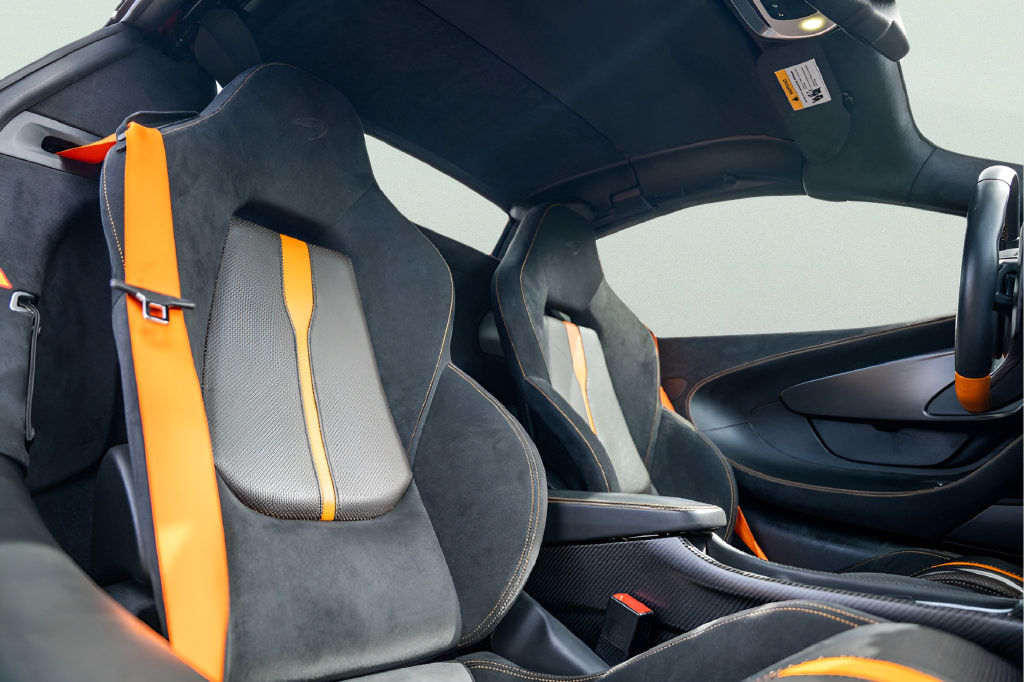 Used 2018 McLaren 570S Spider RWD image 48