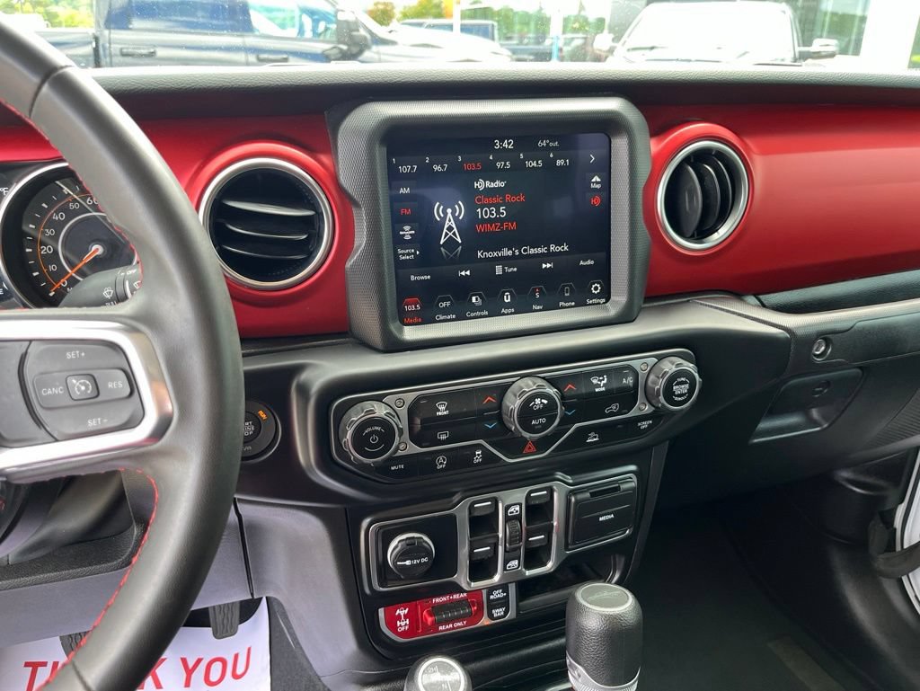 Used 2023 Jeep Gladiator Rubicon AWD/4WD image 10