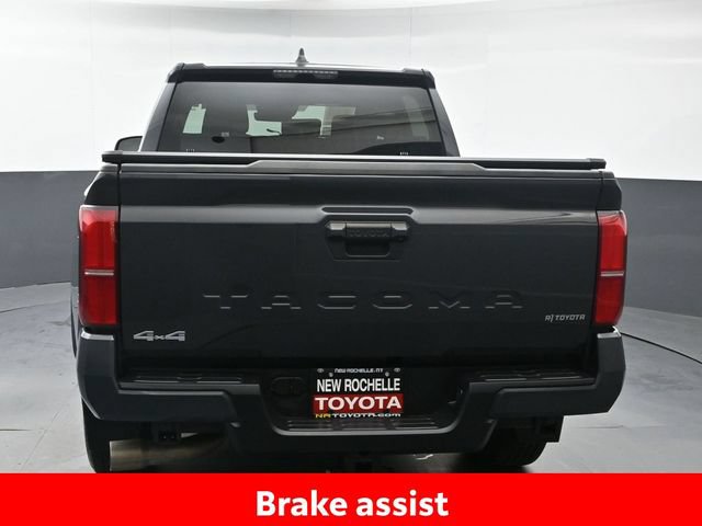 Certified 2024 Toyota Tacoma SR5 AWD/4WD image 5