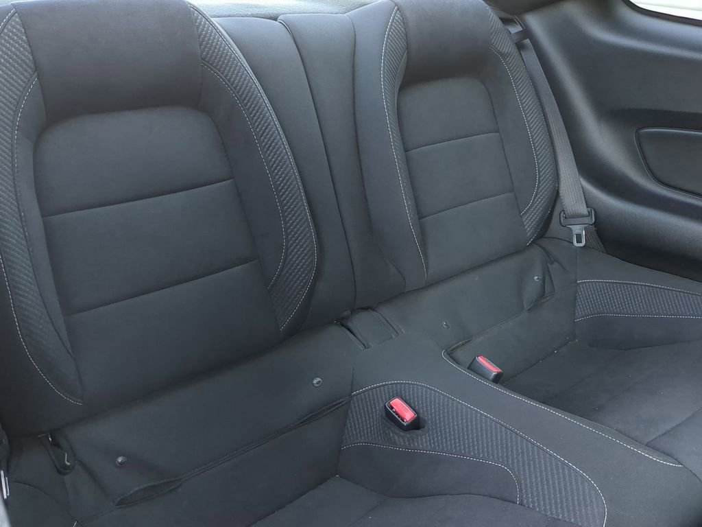 Used 2016 Ford Mustang Shelby GT350 w/ Track Package image 7