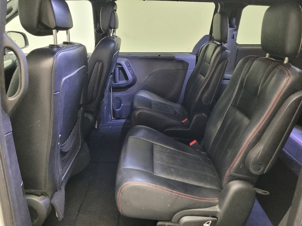 Used 2018 Dodge Grand Caravan GT FWD image 18