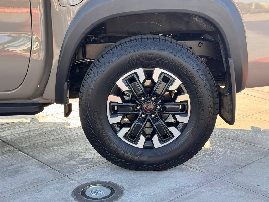 Certified 2023 Nissan Frontier PRO-4X w/ Technology Package AWD/4WD image 10