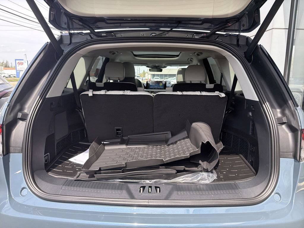 New 2026 Lincoln Aviator AWD image 12