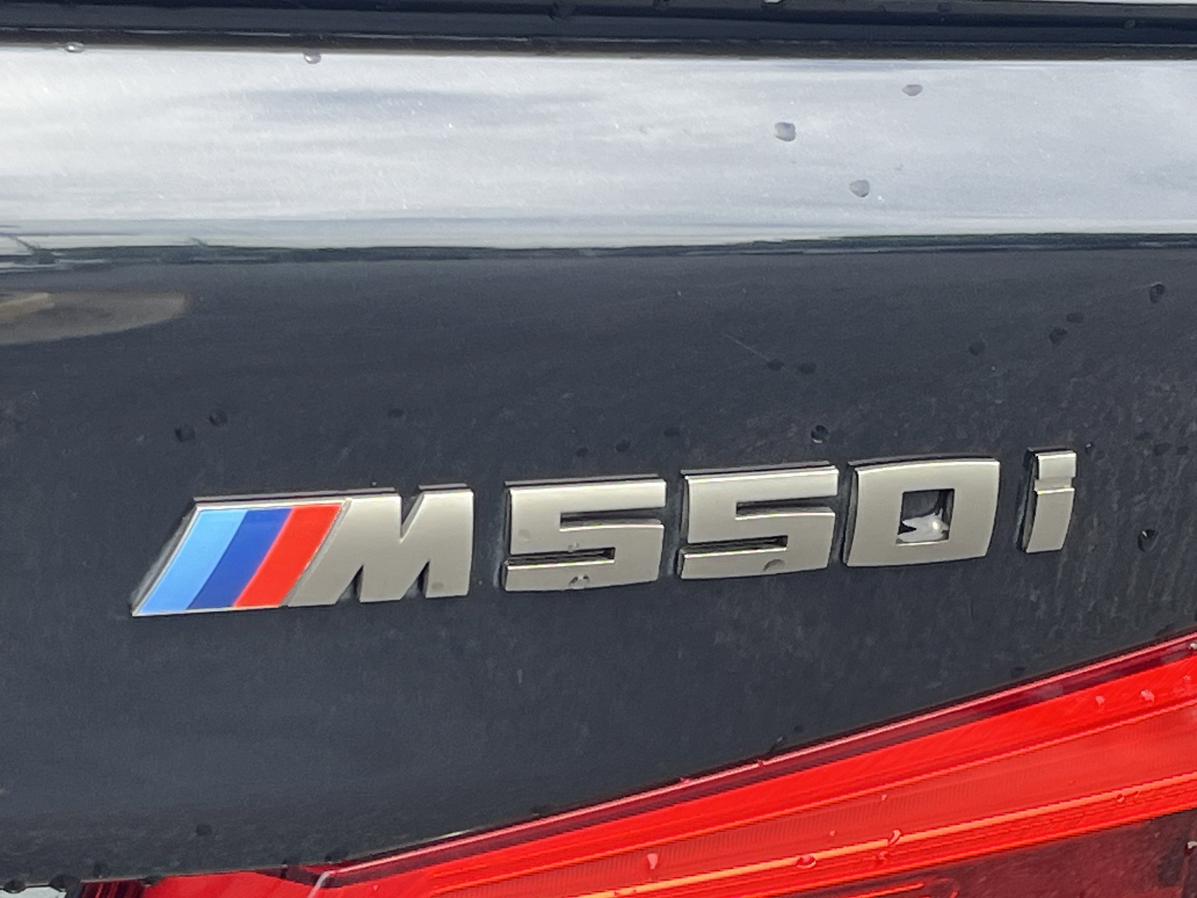 Used 2019 BMW M550i xDrive AWD/4WD image 27
