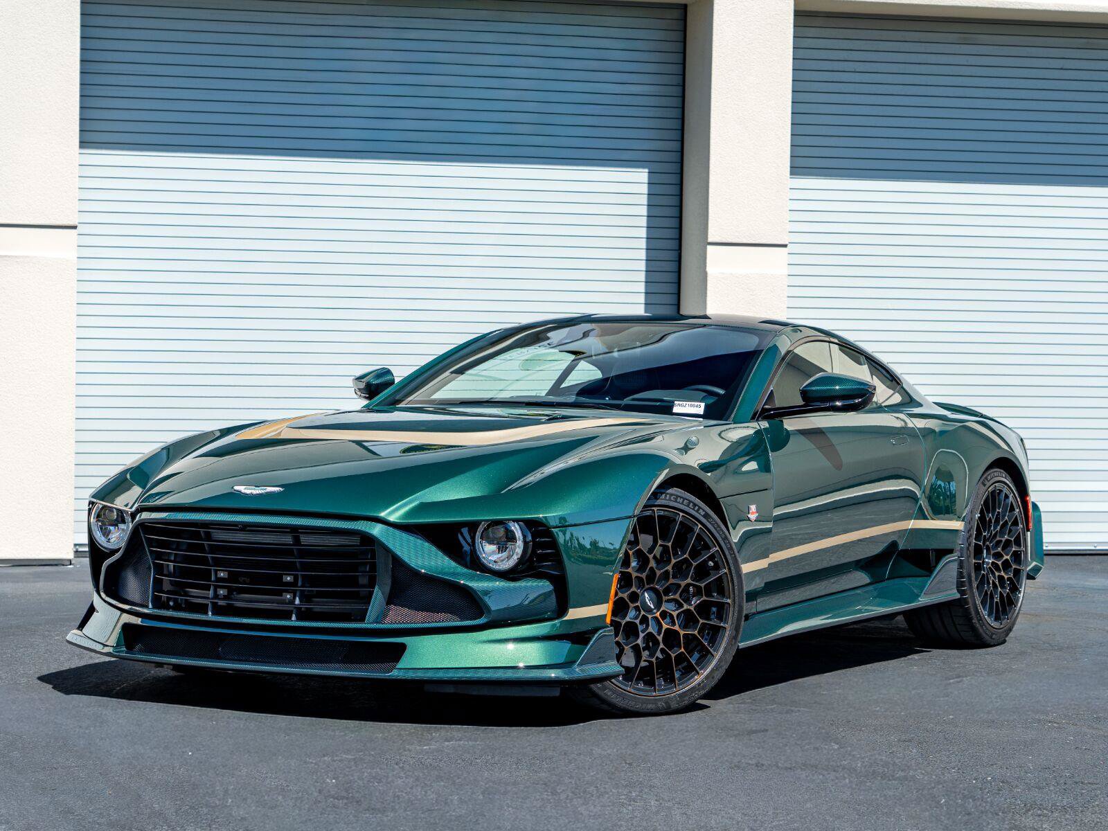 Used 2024 Aston Martin Valour RWD image 3