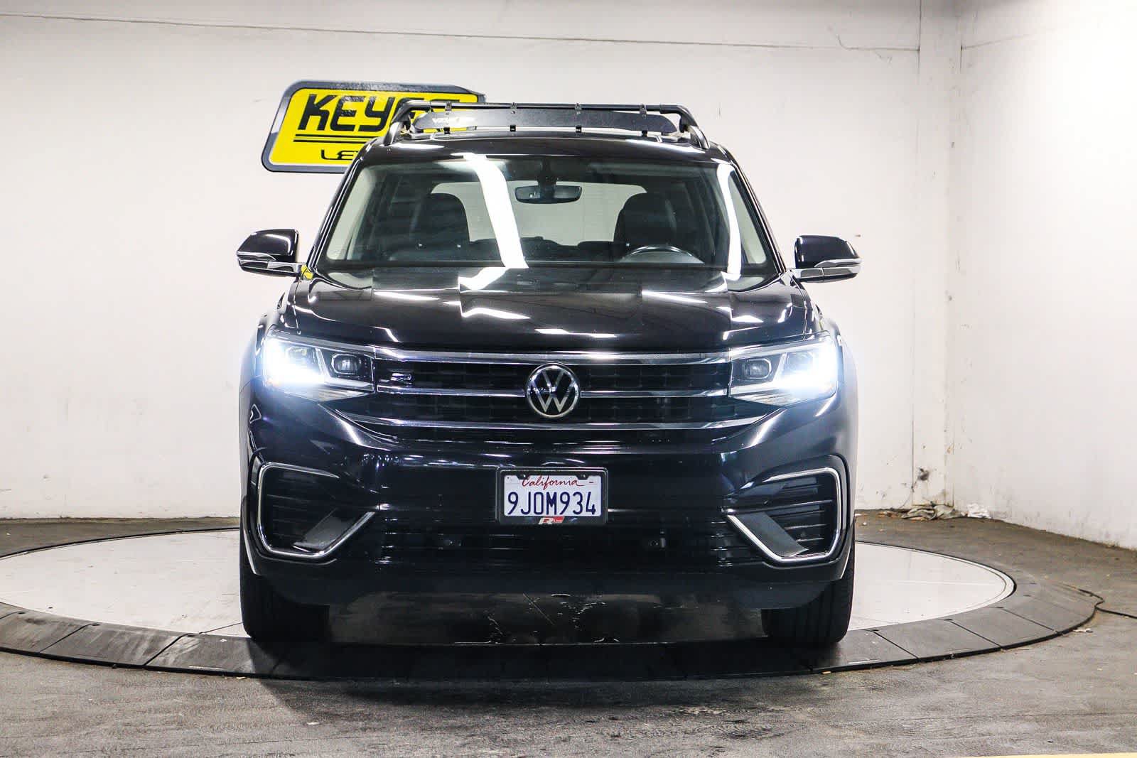 Used 2021 Volkswagen Atlas SE w/ Panoramic Sunroof Package AWD/4WD image 2
