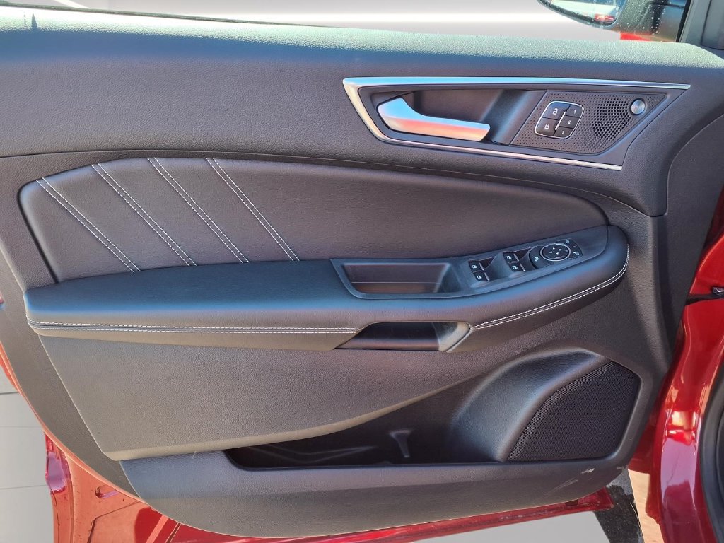 Used 2021 Ford Edge ST AWD/4WD image 13