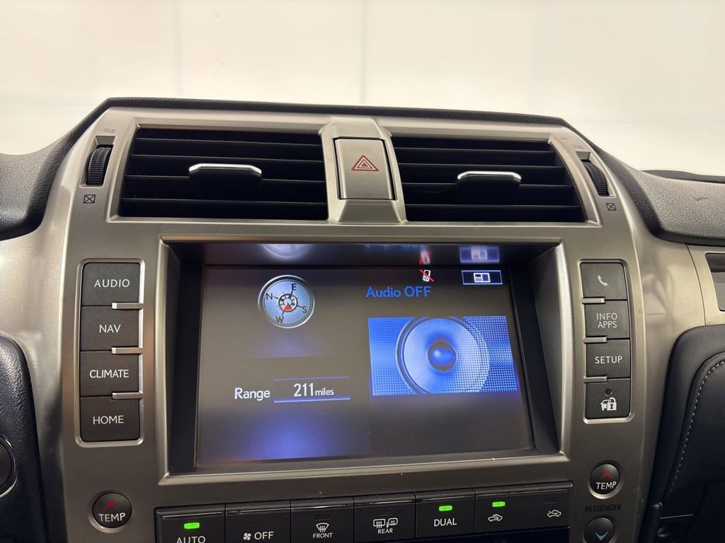 Used 2019 Lexus GX 460 w/ Navigation Package image 33