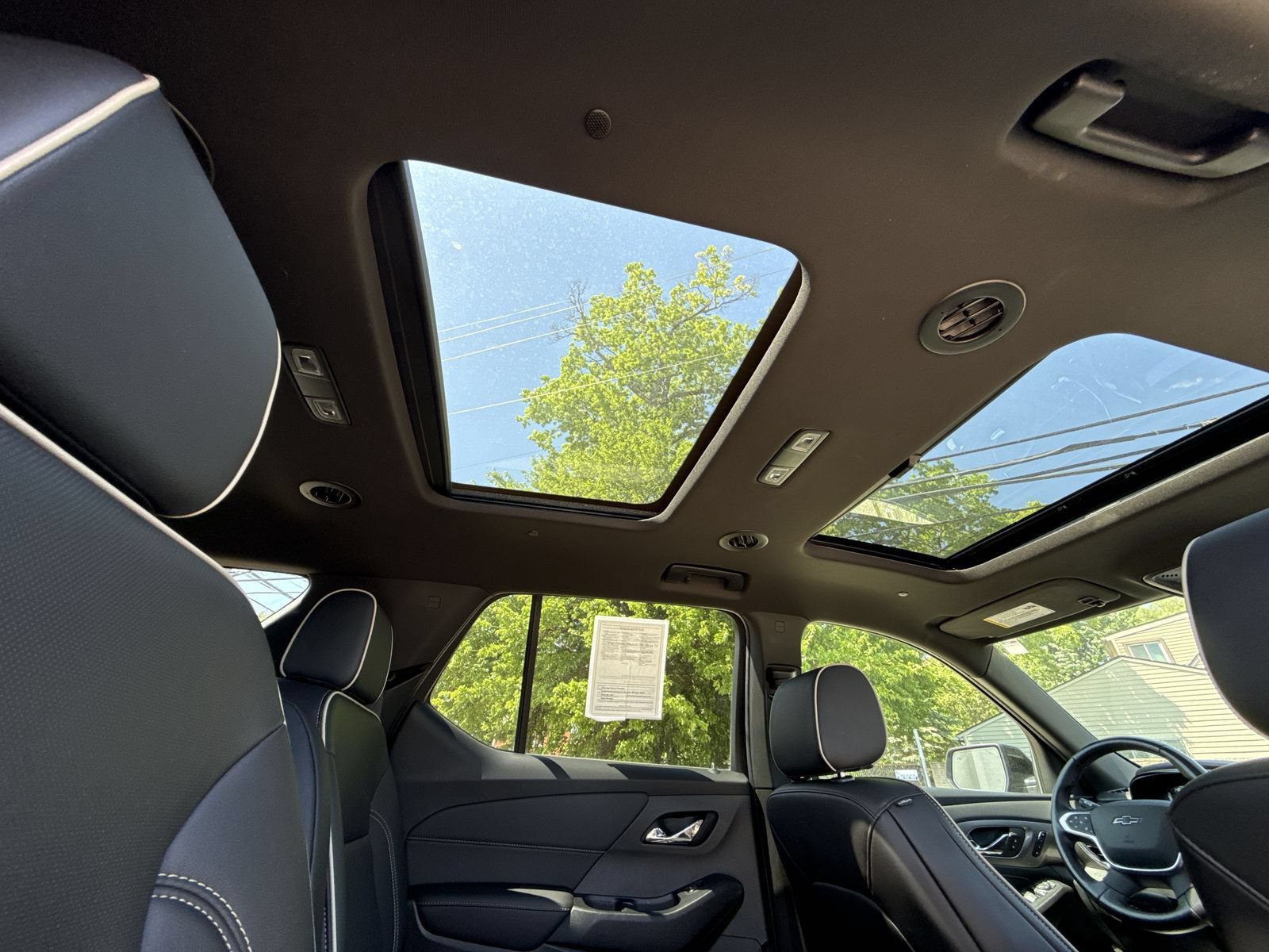Used 2022 Chevrolet Traverse Premier w/ Redline Edition AWD/4WD image 30