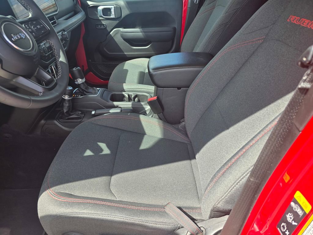 Used 2025 Jeep Wrangler Unlimited Rubicon image 21