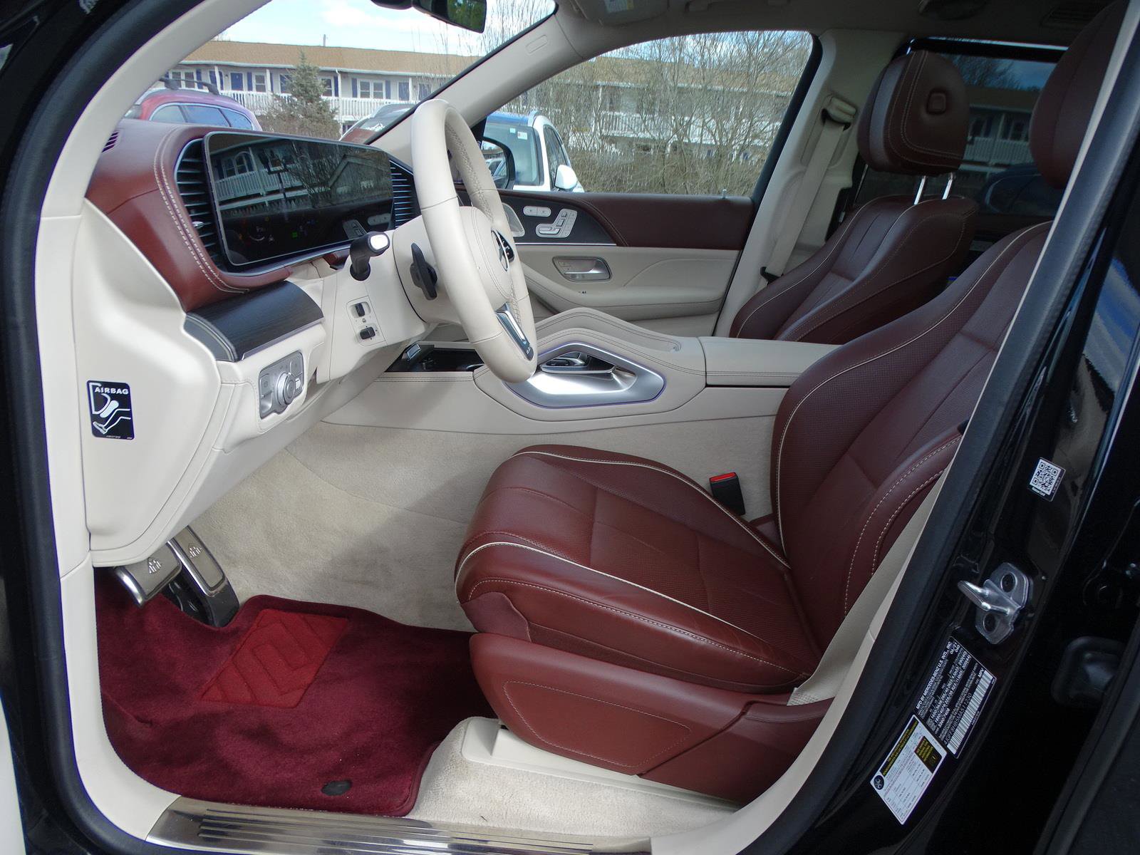 Used 2021 Mercedes-Benz Maybach GLS 600 4MATIC image 8