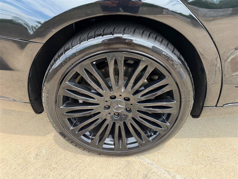 Used 2015 Mercedes-Benz S 550 4MATIC Sedan image 27