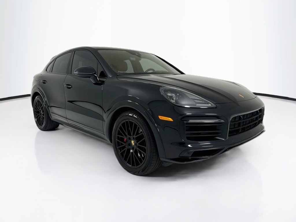 Certified 2022 Porsche Cayenne GTS AWD/4WD image 9