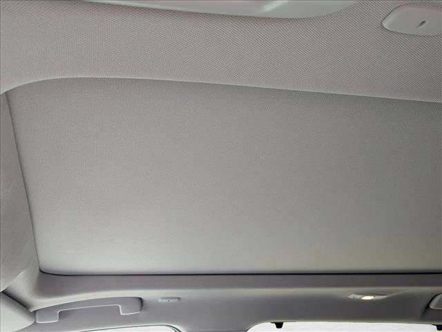 Certified 2025 Nissan Rogue SL w/ SL Premium Package FWD image 16