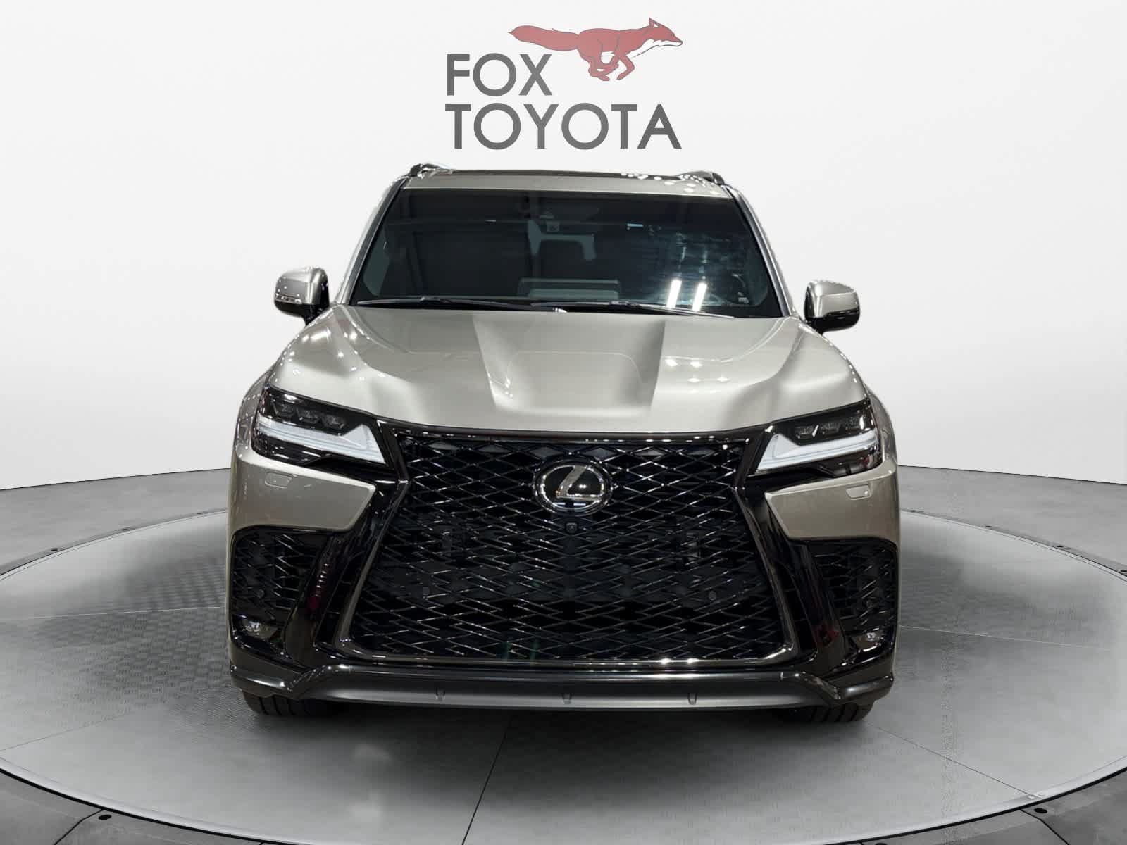 Used 2023 Lexus LX 600 F Sport w/ Accessory Package (Z1) AWD/4WD image 9