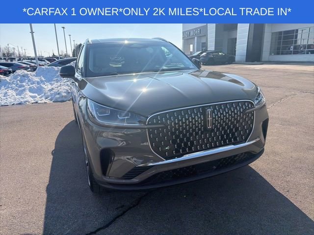 Used 2025 Lincoln Aviator Reserve w/ Equipment Group 201A image 4