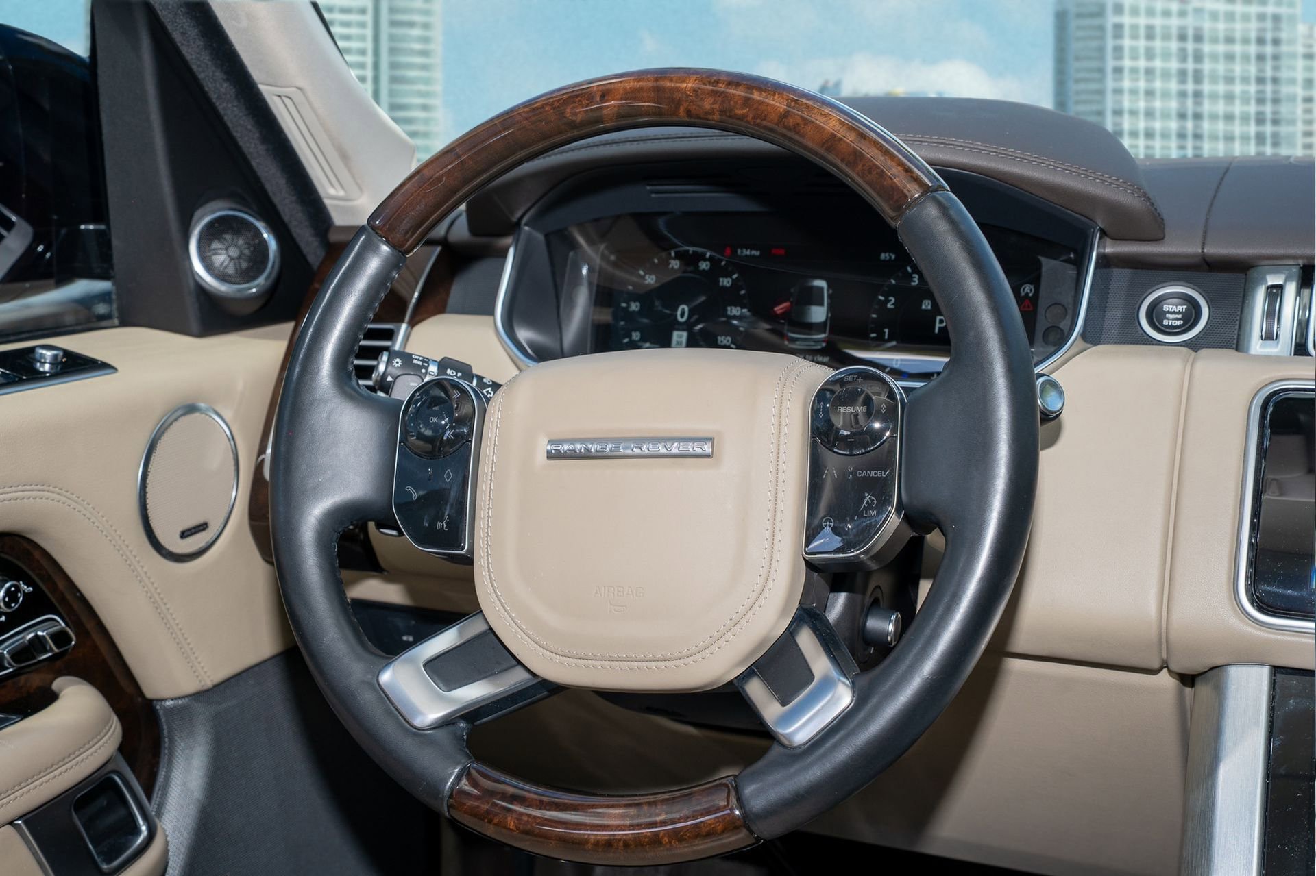 Used 2021 Land Rover Range Rover Westminster Edition image 22