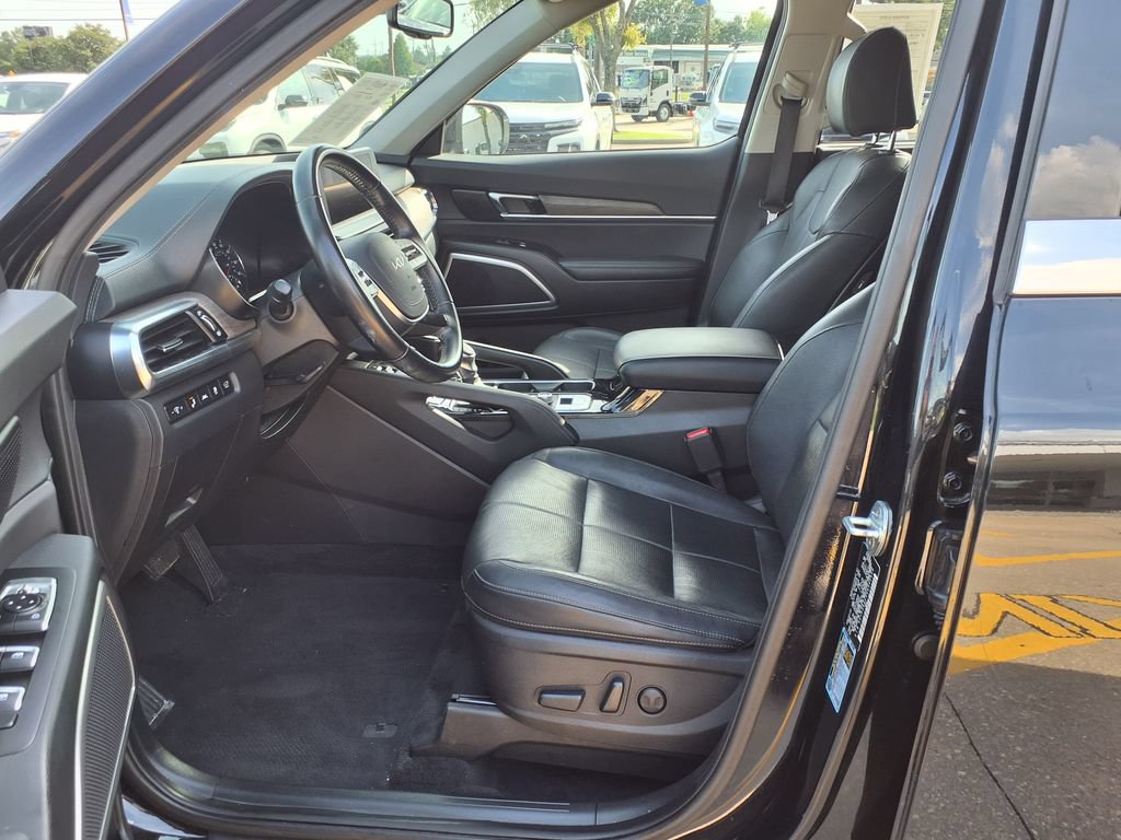 Used 2022 Kia Telluride EX w/ EX Premium Package FWD image 20