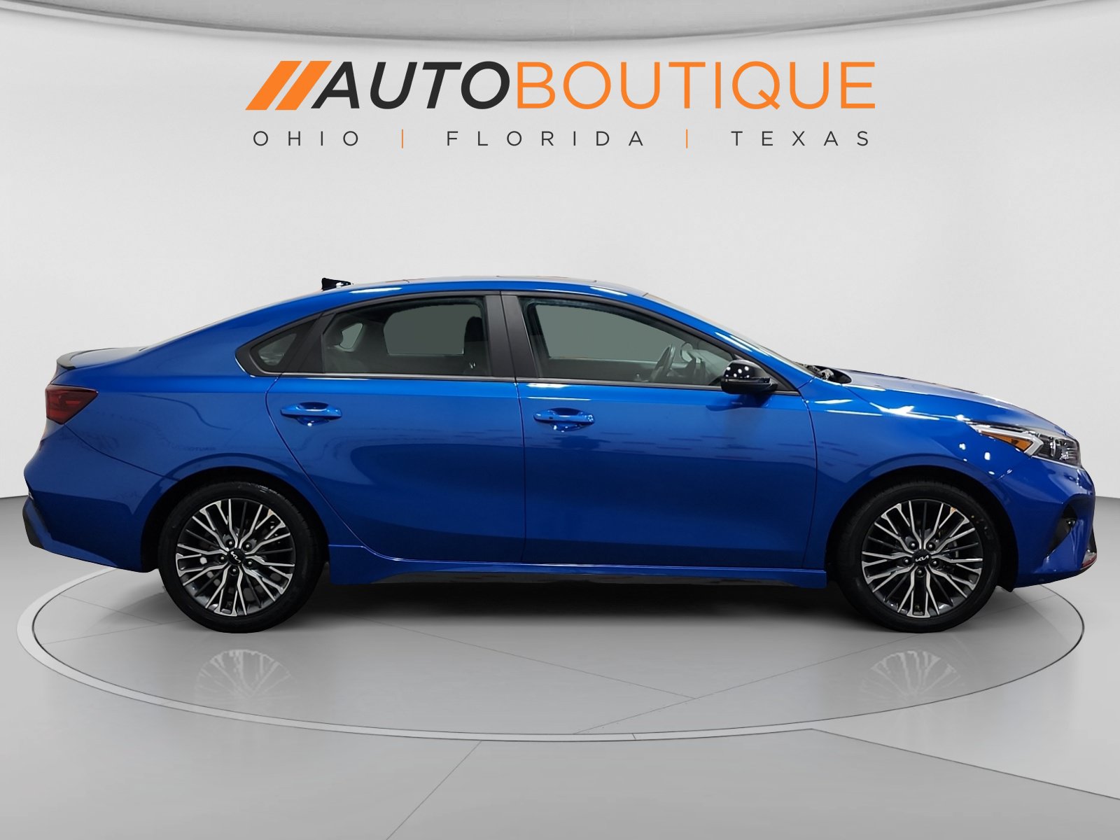 Used 2023 Kia Forte GT-Line w/ GT-Line Premium Package FWD image 6