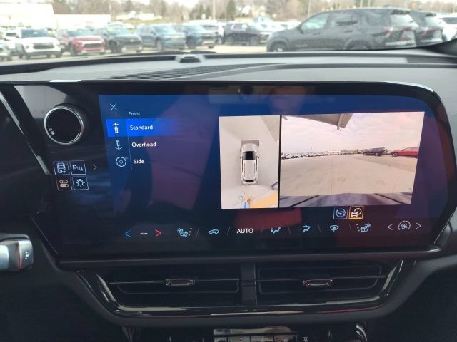 New 2025 Chevrolet Equinox EV RS AWD/4WD image 31