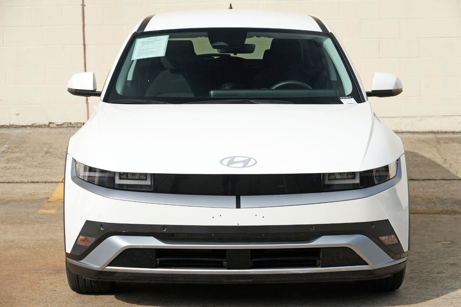 Used 2025 Hyundai Ioniq 5 SE RWD image 44