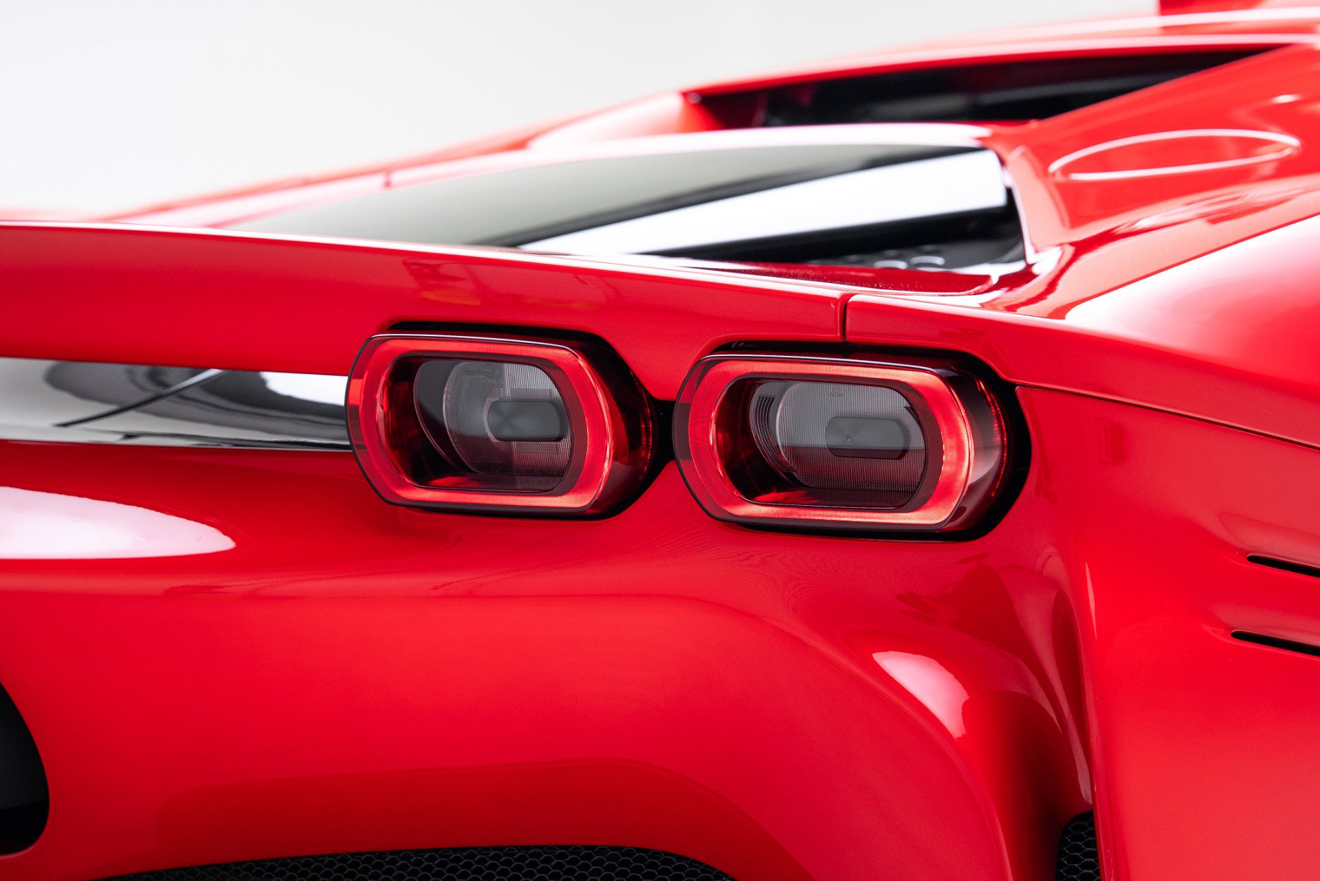 Used 2024 Ferrari SF90 Stradale AWD/4WD image 30