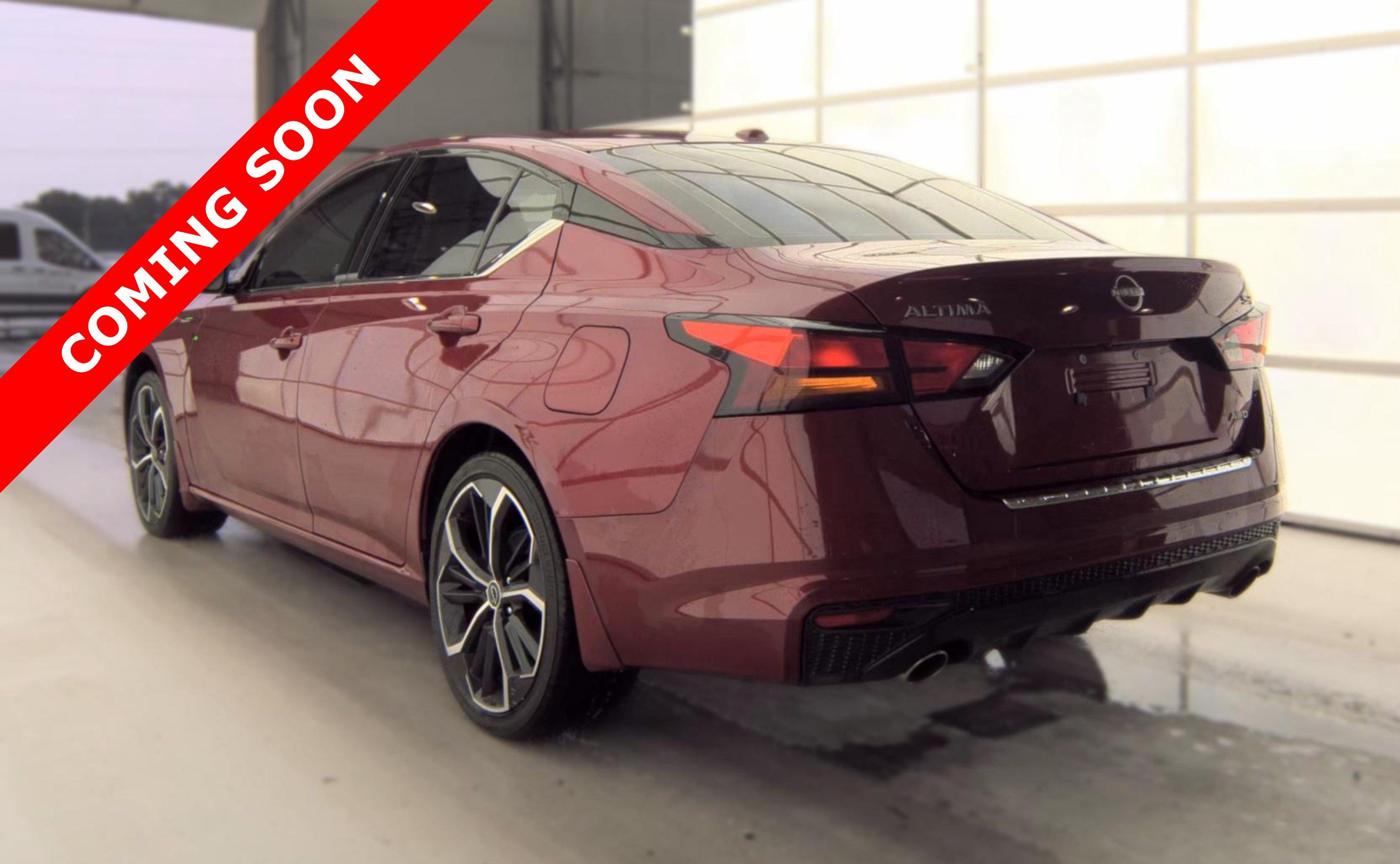 Used 2023 Nissan Altima 2.5 SR AWD/4WD image 4